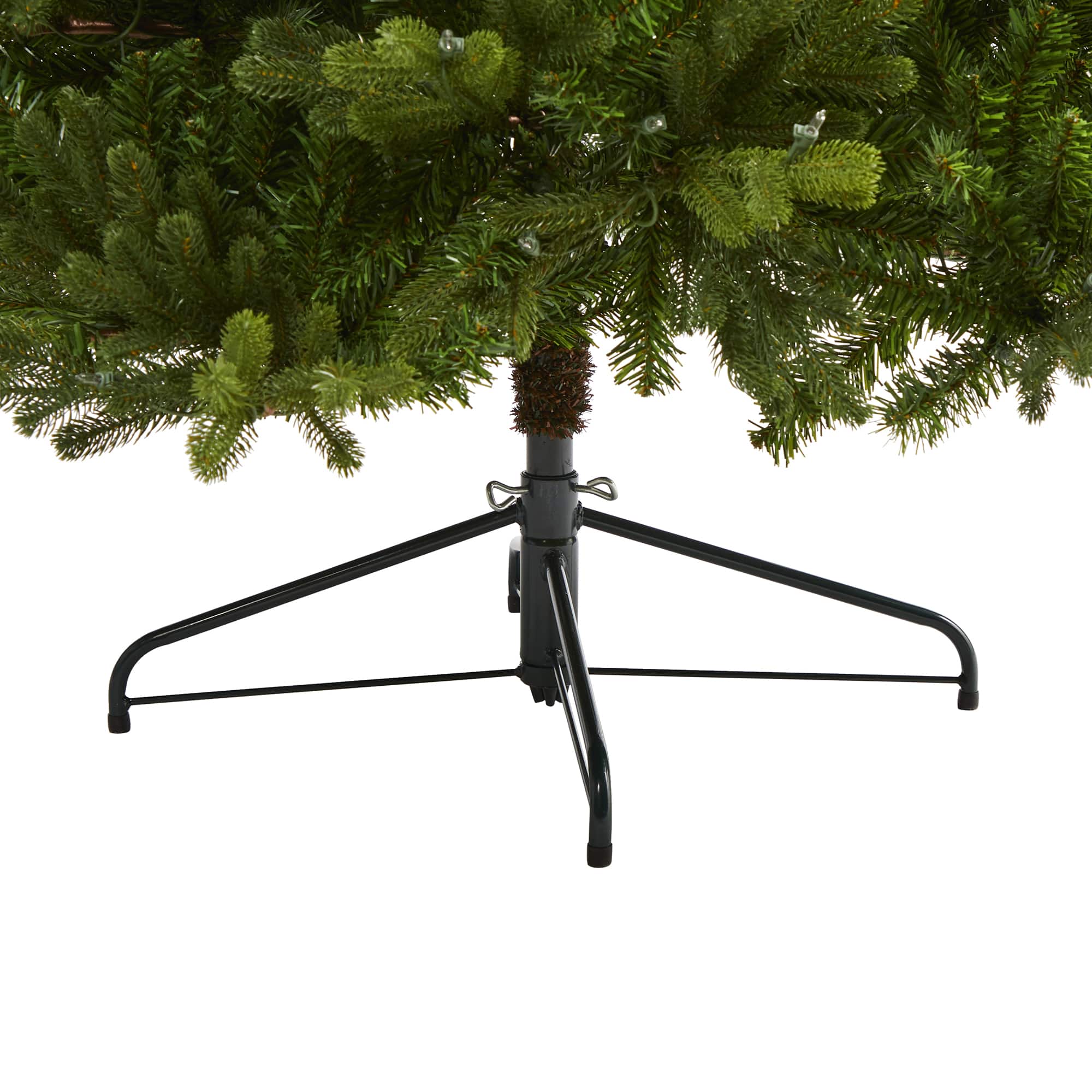 7.5ft. Pre-Lit Washington Fir Artificial Christmas Tree with Clear Lights